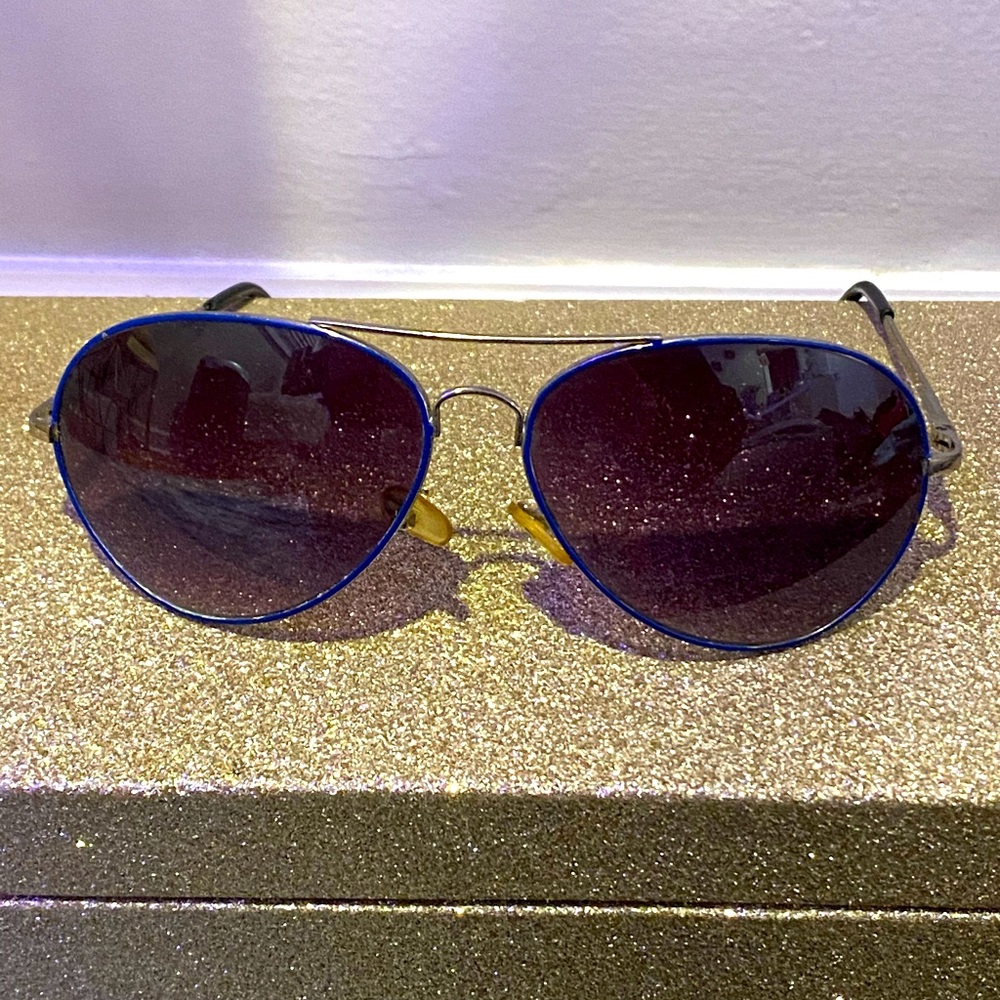 Electric blue rim trim black lens aviator style sunglasses